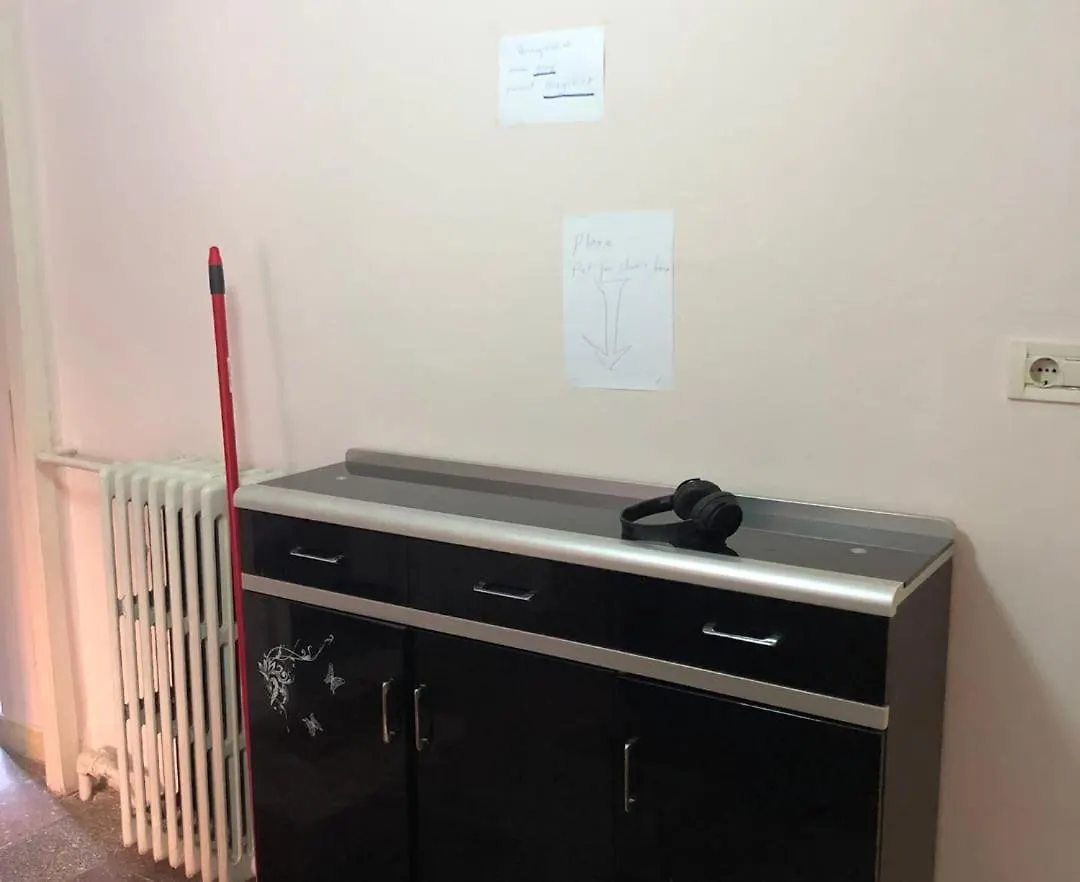 Sina Hostel Tirana 0*,  Albania