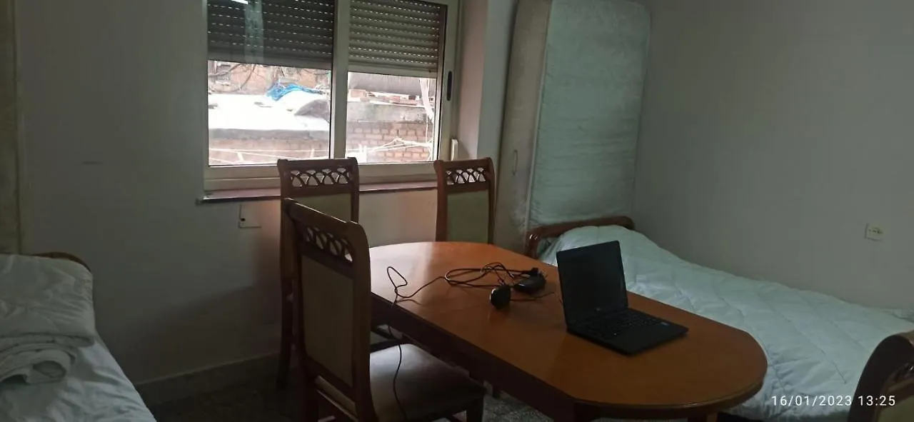 Sina Hostel Tirana