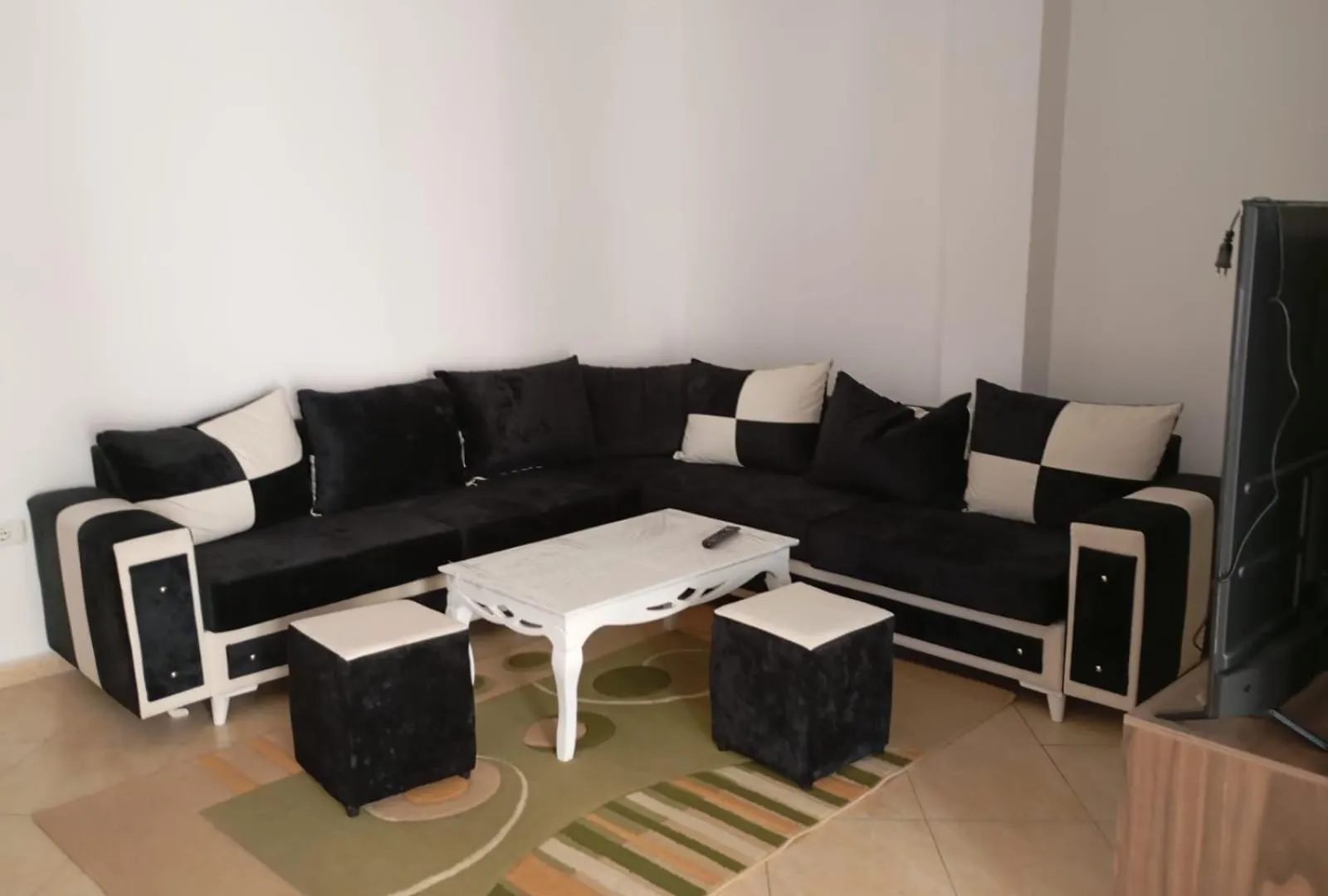 Sina Hostel Tirana Albania