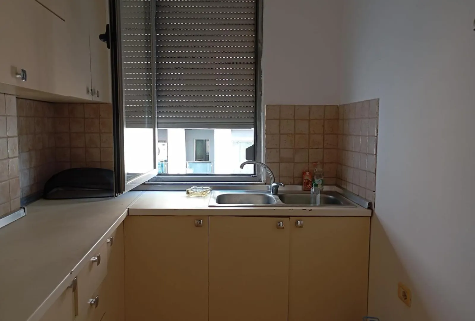 Sina Hostel Tirana Albania