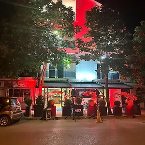 Hotel Milano, Tirana