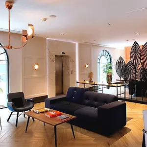 iliria.hotels-in-tirana.com/
